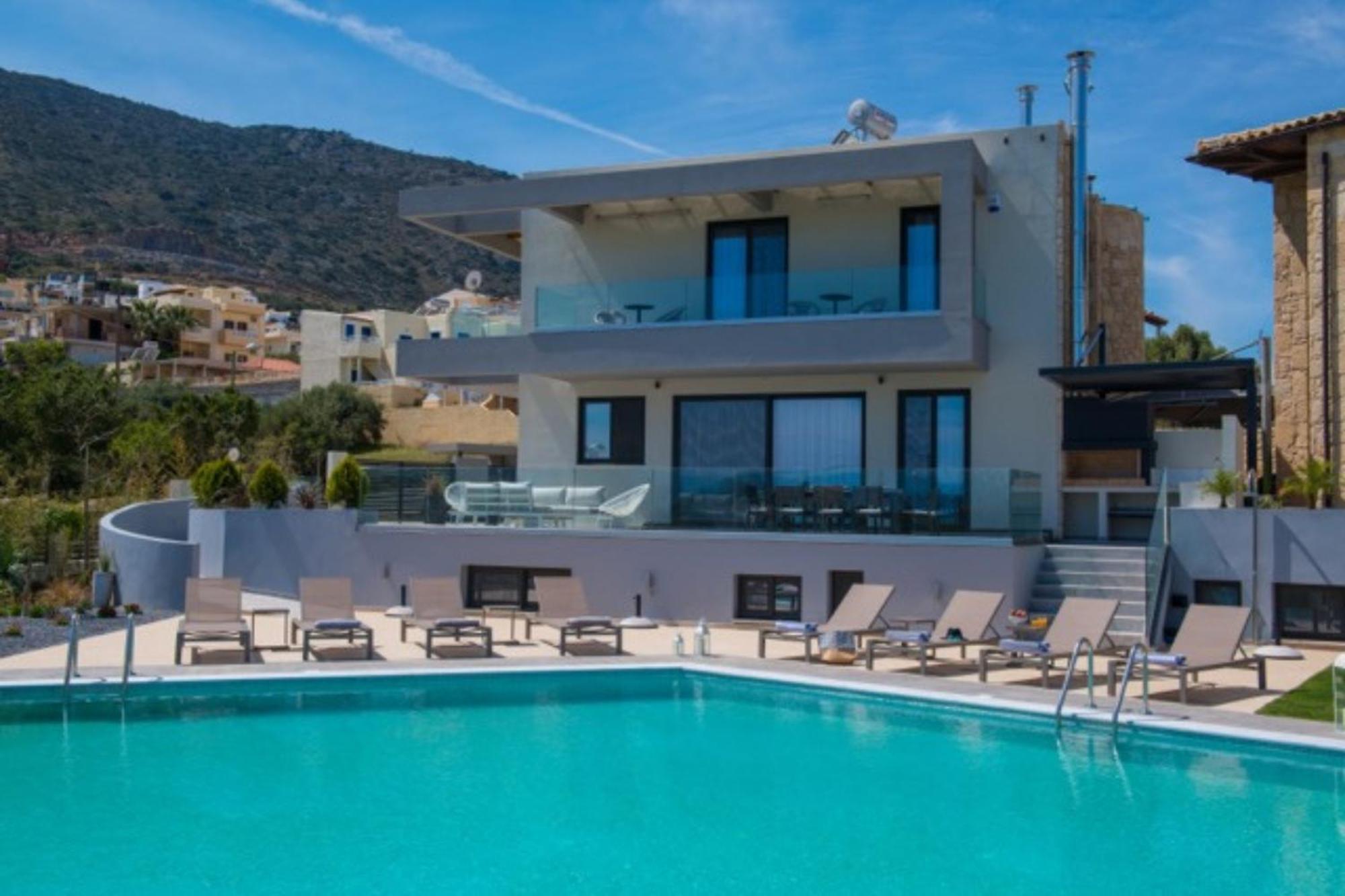 הרסוניסוס Orama Luxury Villa 4 Bedrooms With Private Pool מראה חיצוני תמונה