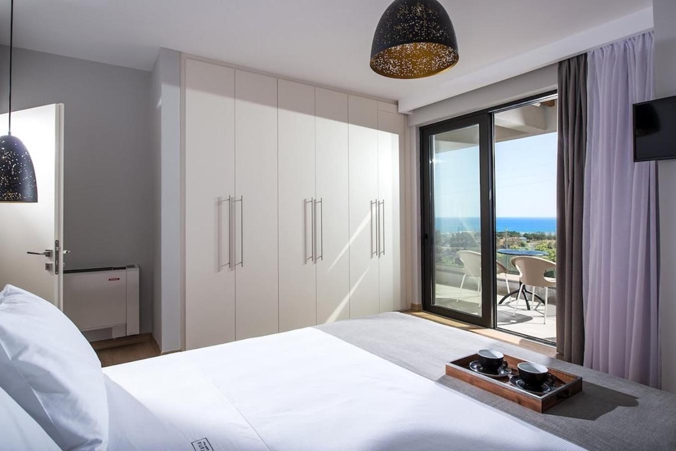 הרסוניסוס Orama Luxury Villa 4 Bedrooms With Private Pool מראה חיצוני תמונה