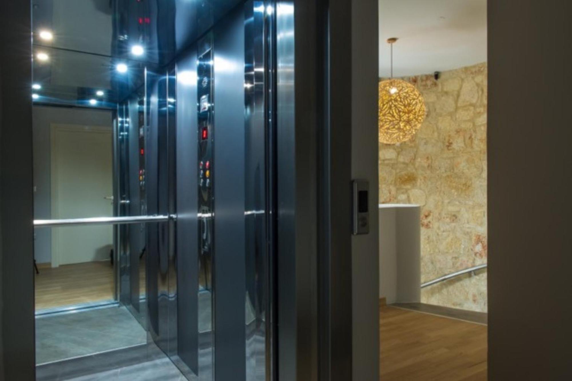הרסוניסוס Orama Luxury Villa 4 Bedrooms With Private Pool מראה חיצוני תמונה
