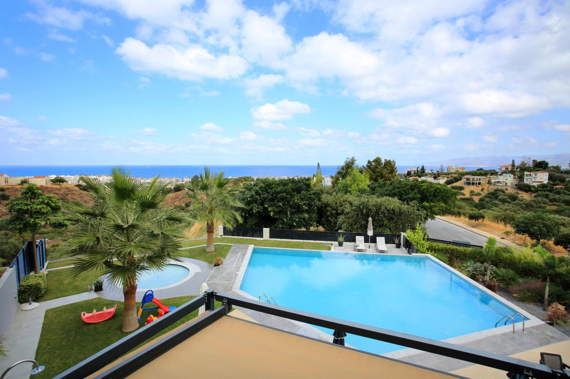 הרסוניסוס Orama Luxury Villa 4 Bedrooms With Private Pool מראה חיצוני תמונה